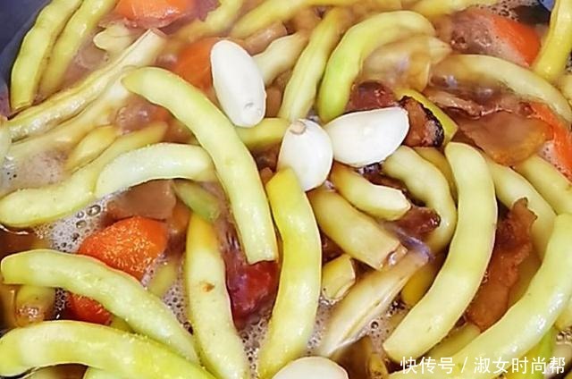 它是“天然解毒草”,三天两头吃1次,清理肠道,便秘去无踪!