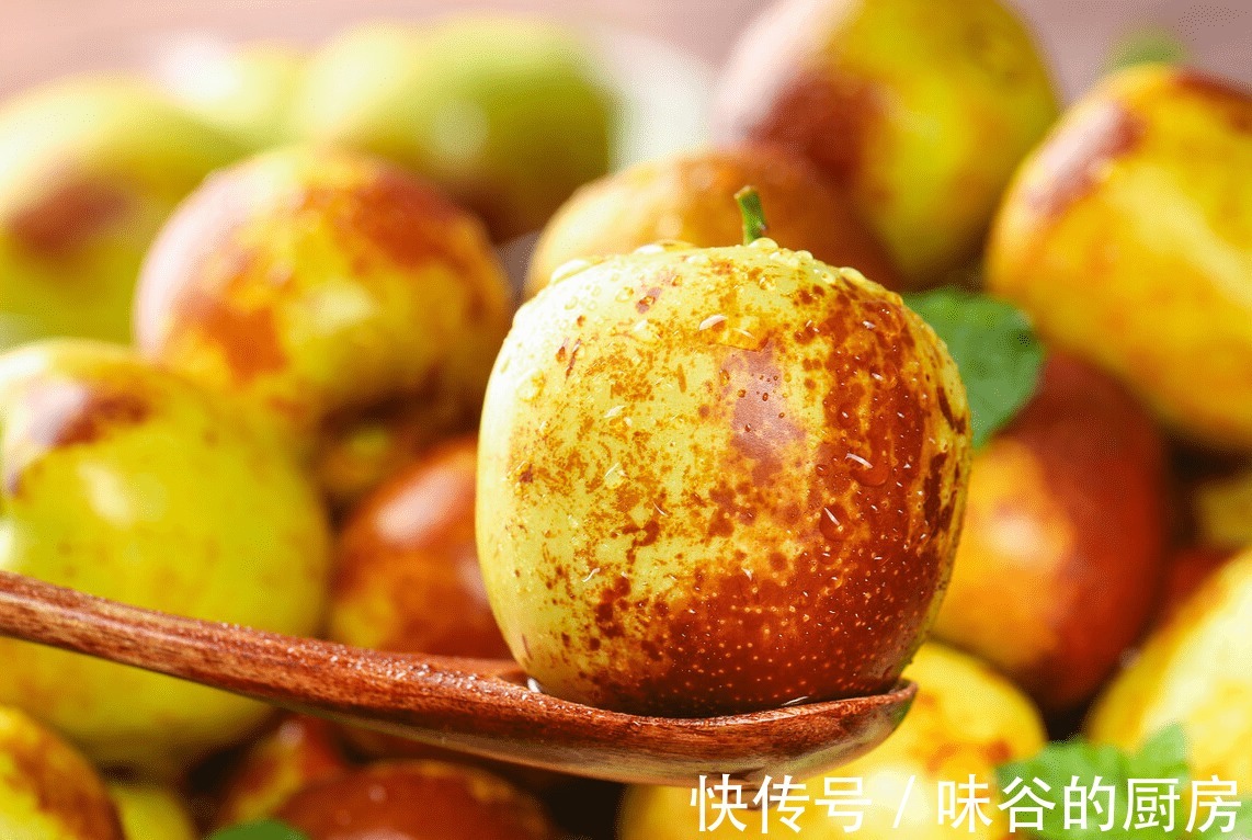 明日冬至,记得食4菜,吃3果,喝2水,添衣保暖,数九寒天顺利过