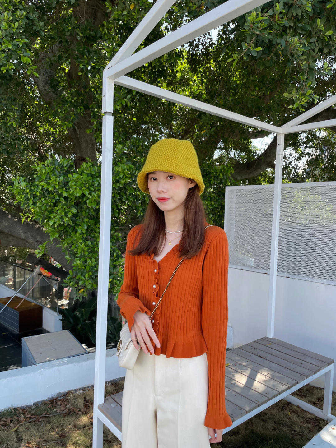 搭配|女生30岁如何穿搭优雅，试试针织衫吧！绝对是高级又温柔