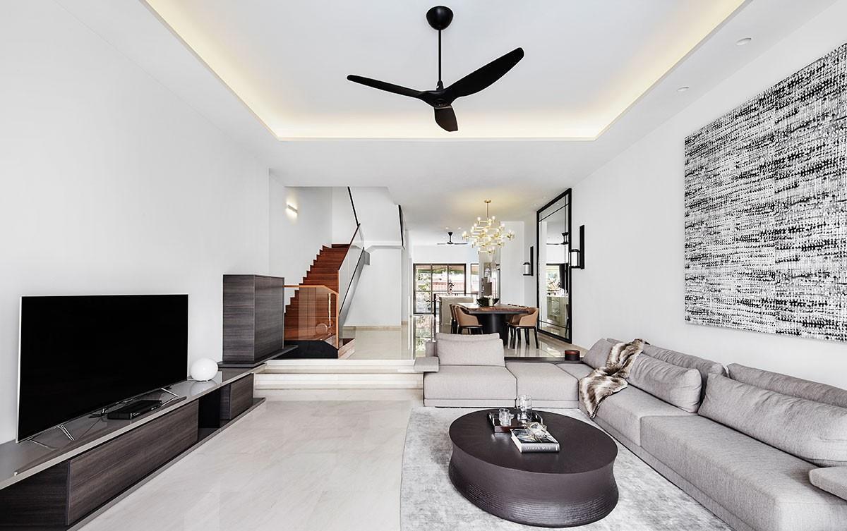 淋浴房|这套2层别墅抢尽风头,院子铺砖造景,高端清雅,自建别墅的榜样