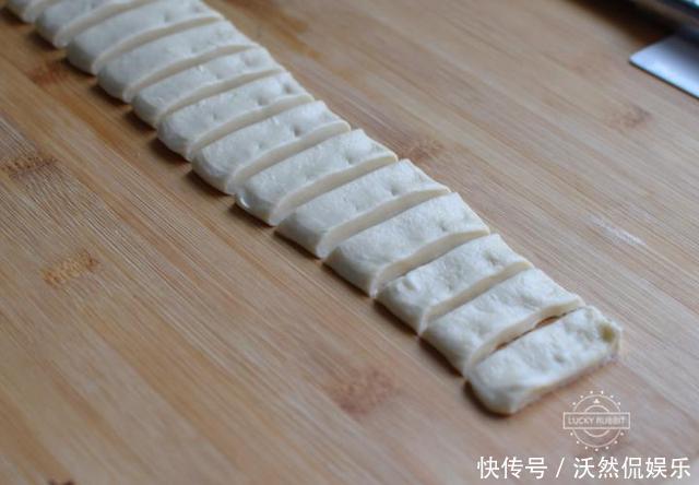 从不|我家油条从不买,自己做各个空心,配方屡试不爽,我每次都成功