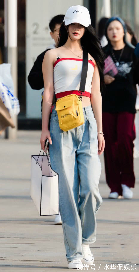 浅灰色 短裤已遭到年轻人嫌弃,如今火的是“奶茶裤”,好穿又显瘦,安排