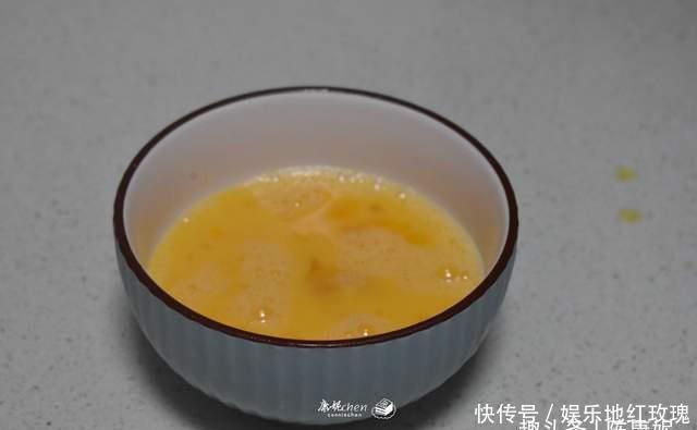 晒两口子的早餐,两种不同的口味,都好吃又营养,网友:家的味道