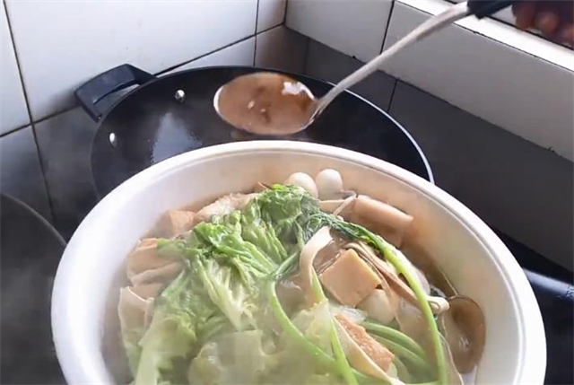 油泼辣子|想吃麻辣烫菜不用出去买,手把手教你做出来,不用任何火锅底料