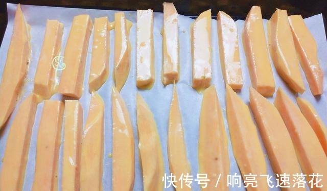 冬季红薯就要这样吃,外脆里嫩,口感香甜,好吃停不下!