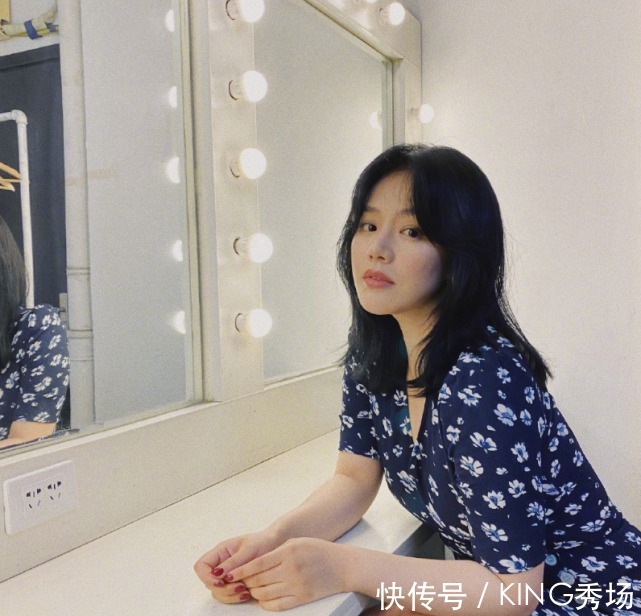 款式|“毛衣裙”款式惹人争议,女明星都抗冻?为了红真是太拼了