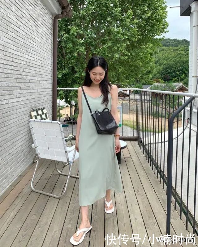 小楠|清透感更清爽迷人！女生夏日浅牛油果色日常搭配推荐