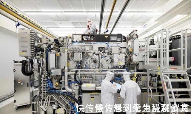 美国|日本“封锁”的技术,美国迟迟无法突破,中国专家:简单
