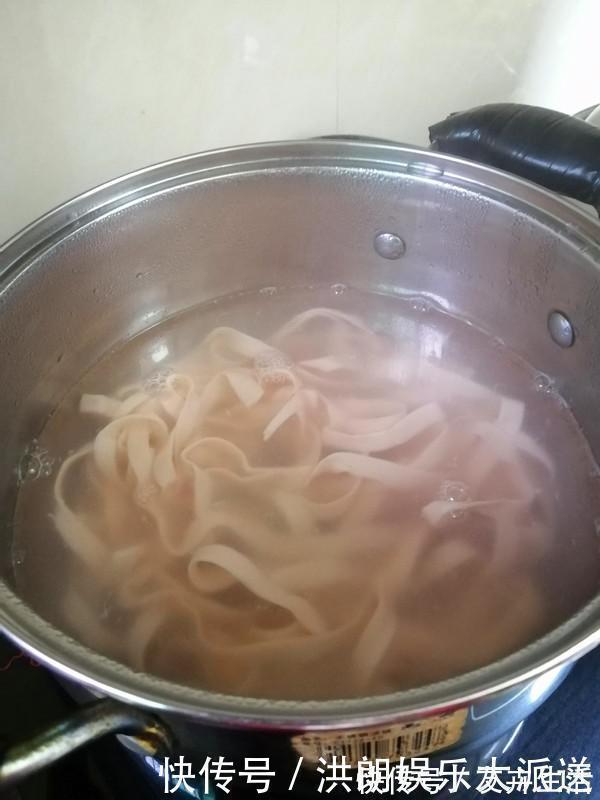 成本|睡不着,每天吃一次它,清心安神,成本只要5毛钱,睡得比猪还香