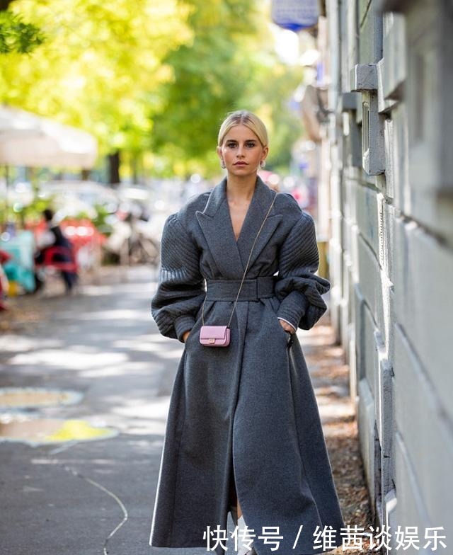 今年冬天流行羊腿袖大衣,时髦复古还凸显气场,小个子女生也能穿