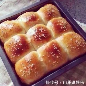 香甜|3个鸡蛋，一碗面，不用蒸，不用煮，教你做出暄软香甜的小面包
