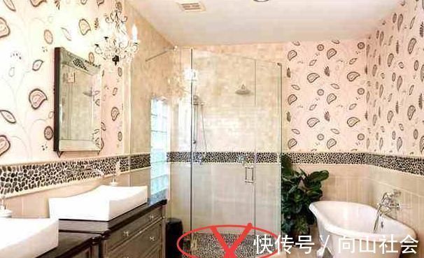 阳台上|房子装修，幸好老舅提醒：这10个坑真隐形，不说无人察觉！坑要命