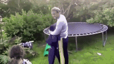 |搞笑GIF:一转身美美哒