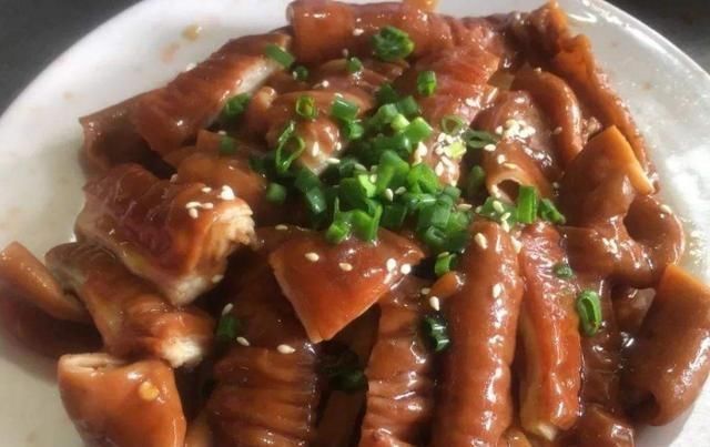 我国|我国“最硬”的5道下酒菜,如果全吃过,那你肯定是个酒场高手