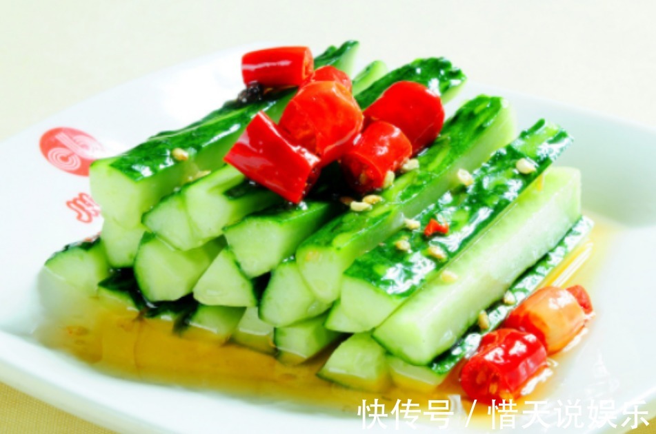 黄瓜|凉拌黄瓜时，很多人忽略了两步，难怪黄瓜不清脆，还不入味！