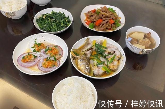 夫妻俩一星期晚餐,花不到100块,家常又美味,网友:太节约