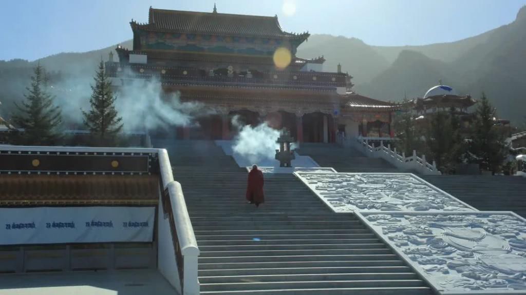 对不起|推荐丨对不起,别再找我,我要去阿拉善了