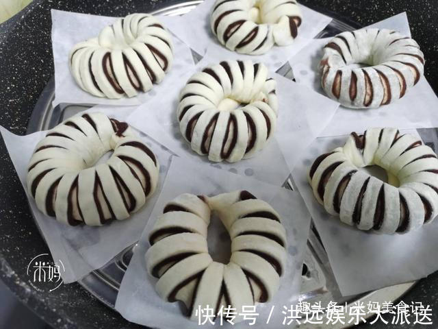 豆沙馅|我家面粉从不蒸馒头，试试这做法，1次做8个，出锅瞬间扫光，赞