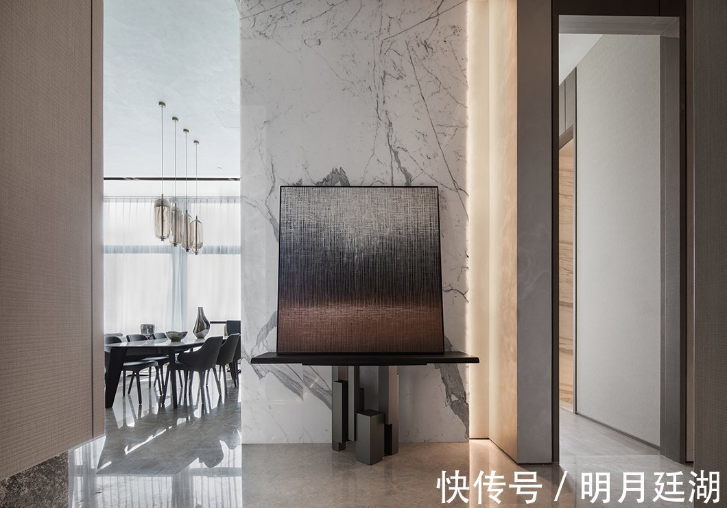 藏有露|200平的空间设计,简约却不简单,满满的细节,这样装才阔气