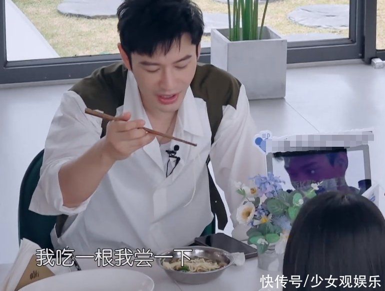 丁真|《中餐厅5》热播，合伙人互动有趣又有梗，收视率却没达到0.5