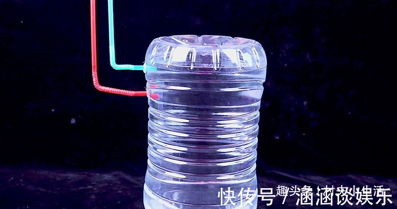 食用油桶不要扔，清洗干净改造一个神器，家家户户都用得上