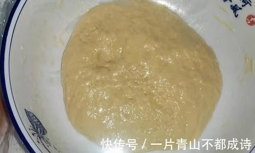 玉米油|教你做懒人版面包,不用揉面,更不用揉膜,面包柔软拉丝又好吃