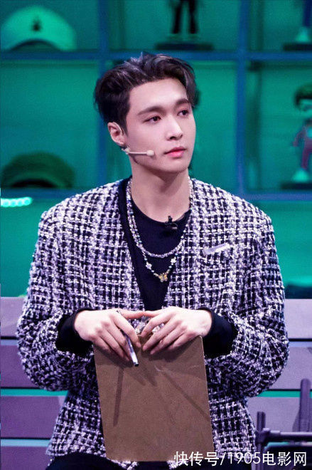 输出|张艺兴《街舞4》交流“舞”艺 专注舞台强力输出