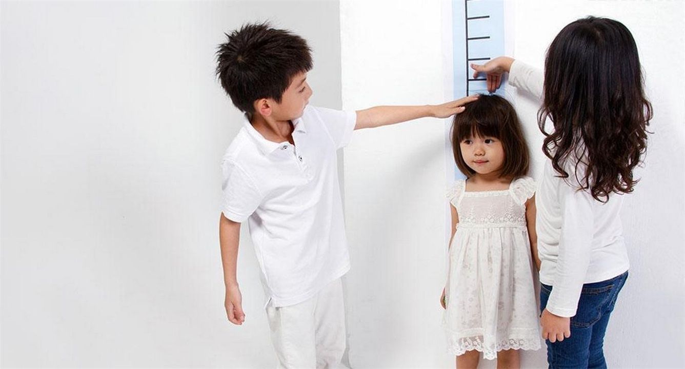 生长发育|父母身高都160,女儿长到172?医生追问下,才知下了这苦功