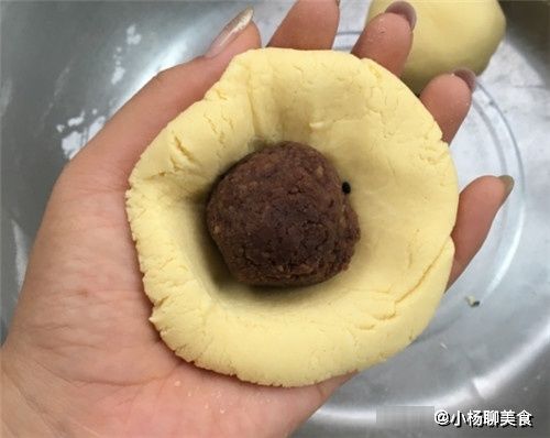 暖宫|粗粮和它做饼,开水一烫,轻攥就能成团,是补血上品,暖宫脸色好