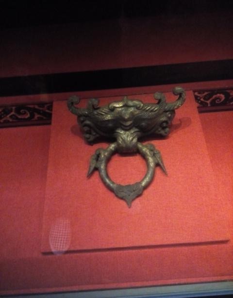 南越国|实拍南越王博物馆文物:历史上最早皇帝金印,叹为观止的丝缕玉衣