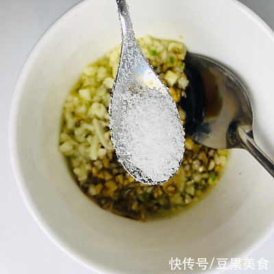 吴茱萸|有一种乡愁叫蒜蓉粉丝生蚝