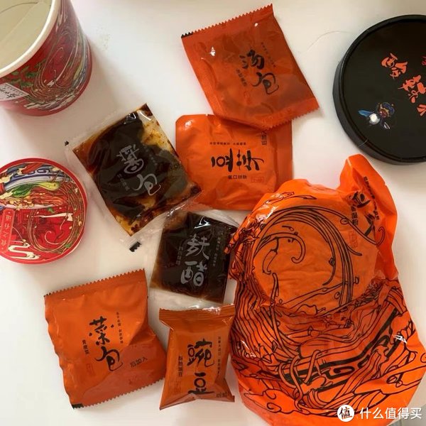 搅拌均匀|没有什么烦恼是一碗酸辣粉解决不了的！