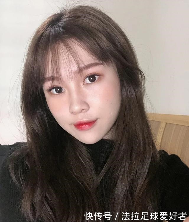 补水 脸上出现这4点“征兆”,说明你该好好护肤了,很多人都有!