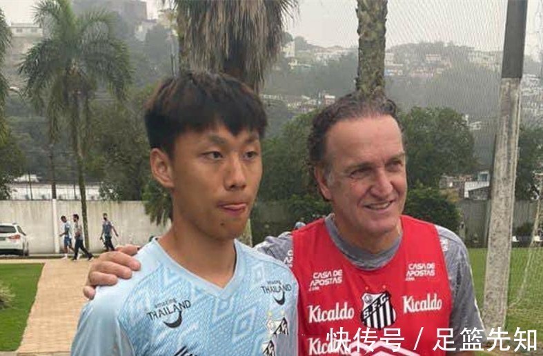 违约金|另类留洋!21岁小将加盟巴西豪门,违约金8亿,月薪1800