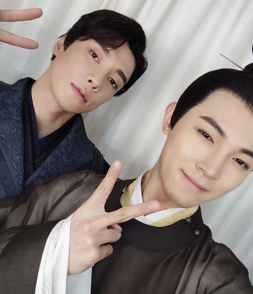 与肖战同期出道,献唱黄轩baby没水花,如今靠棋魂爆红