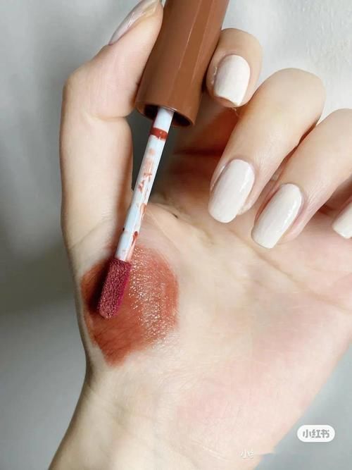 最适合春夏的7支唇釉！这些爆款色号刚上市就断货了？！