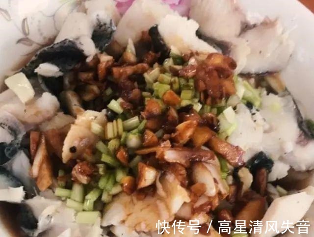鱼片|鱼肉片怎么上浆教你5分钟学会，鱼肉嫩滑无腥味好吃又美味！