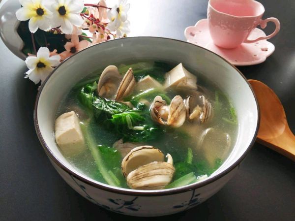 蚶子豆腐汤|小白菜蚶子豆腐汤