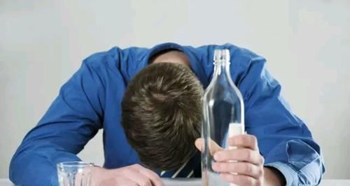 男人初老的5個癥狀，你中了幾個？若一個都沒有，真是好兆頭