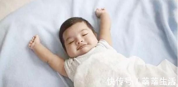 生长发育|1岁前宝宝有这些行为,说明已进入猛涨期,错过就得等青春期了