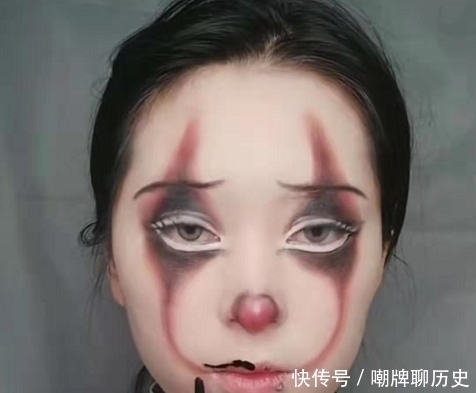 理科生挑战“万圣节妆容”,本以为是青铜,看到成品:哟吼,挺倔强