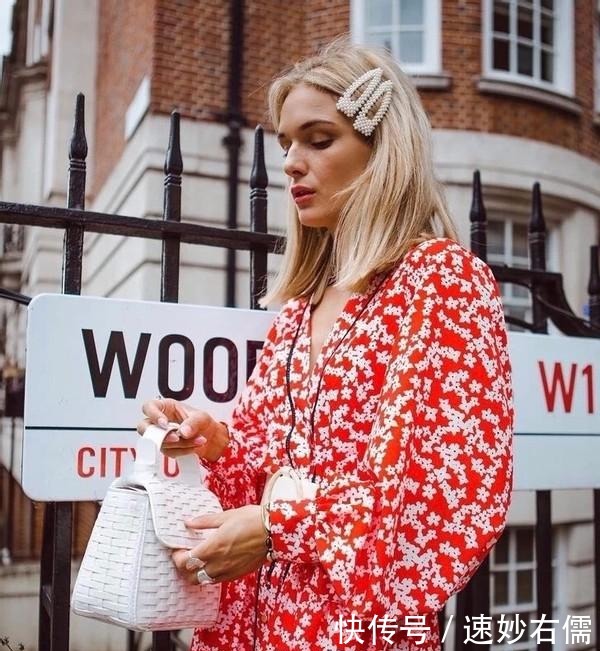 女人过了40岁,少穿“花”衣服,多穿这三个高级色,洋气显白