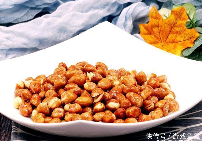  大错特错|炸花生米时，出锅直接撒盐大错特错，教你一招，花生酥脆不返潮