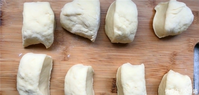 母鸡蛋|电饭锅做早餐面包的配方,比蒸馒头还香甜,学会可以做给家人吃