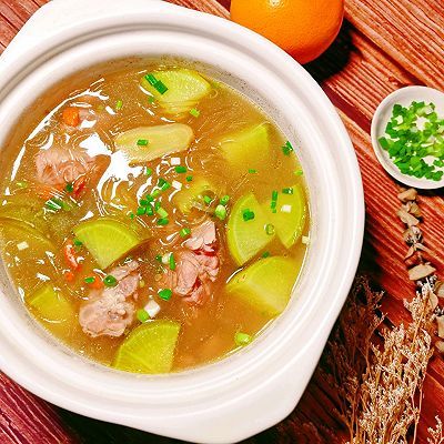 红枣枸杞|小骨粉丝汤