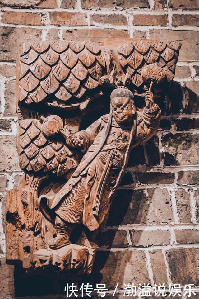 美国男子来华留学,收藏10万件中国古董,40年后身家轻松过亿