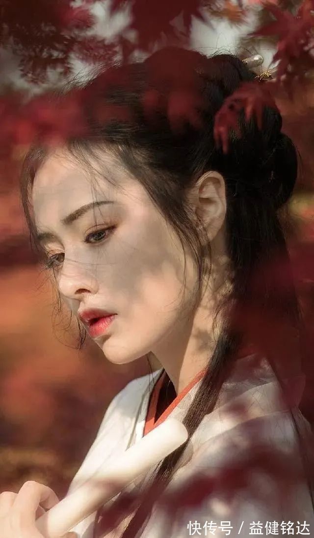 流传&隋炀帝很著名的一首诗,仅有20字流传千古,第1句你值得一读