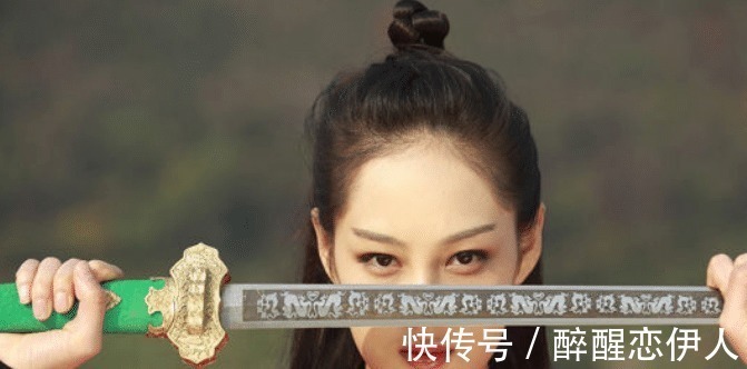 段誉#金庸笔下最败家的主角,身怀三种神功,却因为几个女人而全部失传!