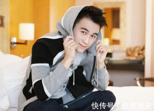 口误|何鸿燊家多有钱何超欣录节目给何猷君打电话，口误暴露真实生活