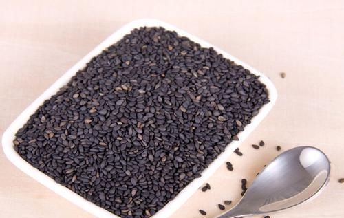 肝明目|想长寿要会吃,三种食物,常吃促进消化,缓解便秘,好吃又营养